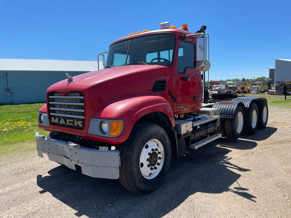 2003 Mack Granite Tri-Axle Day Cab Semi (Has WI Title) (Deerbrook, WI)