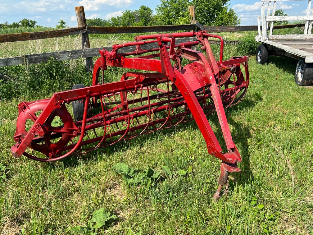 5 Bar Hay Rake