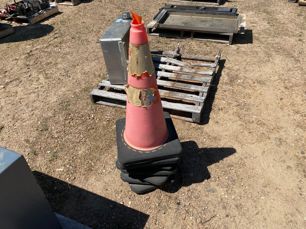 (7) Safety Traffic Cones