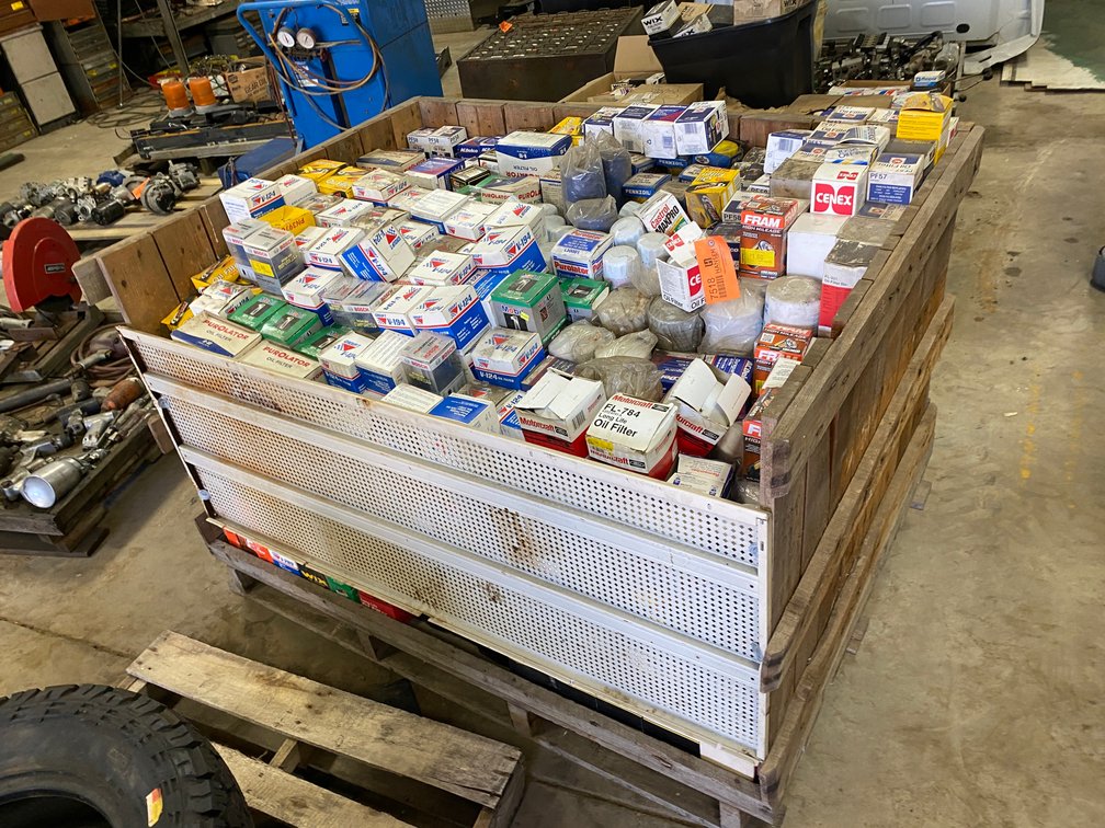Large Crate of Oil Filters (Antigo, WI)