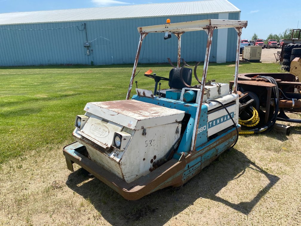 Tennant 280 LP Power Floor Sweeper (Deerbrook, WI)