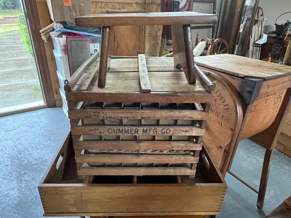 Gummer Egg Crate