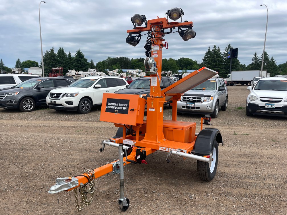 2022 Ver-Mac Solar LED Light Plant
