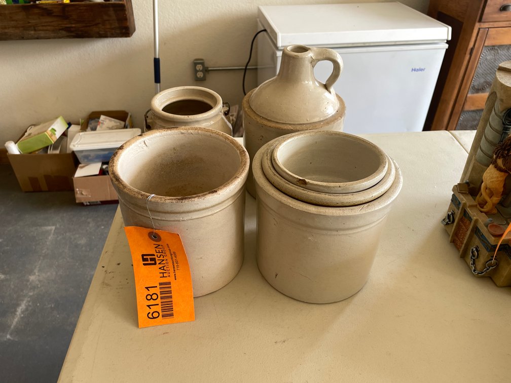 (5) Small Crock's