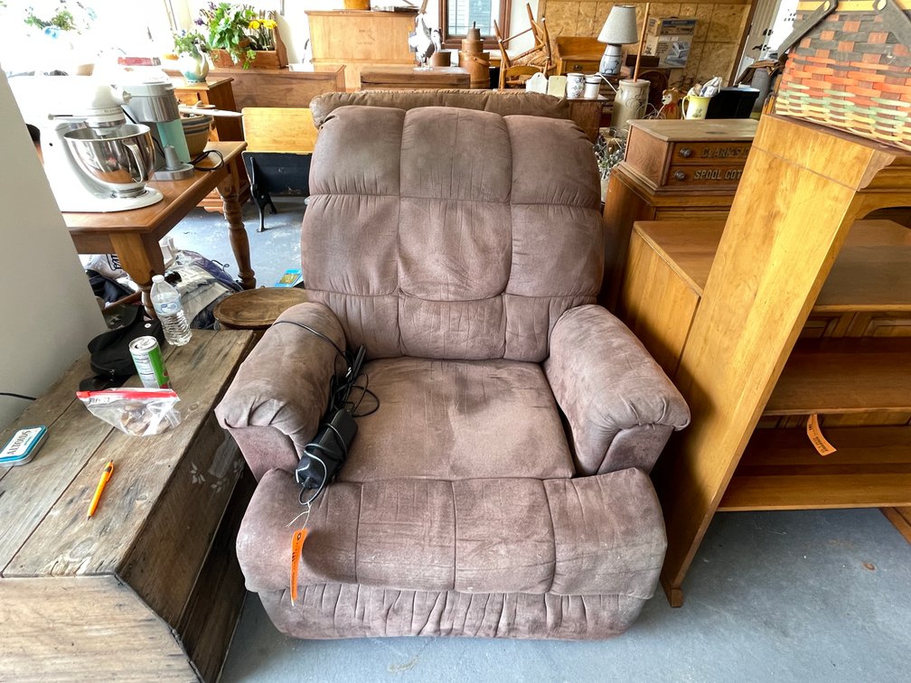 Cloth Power Lift Recliner
