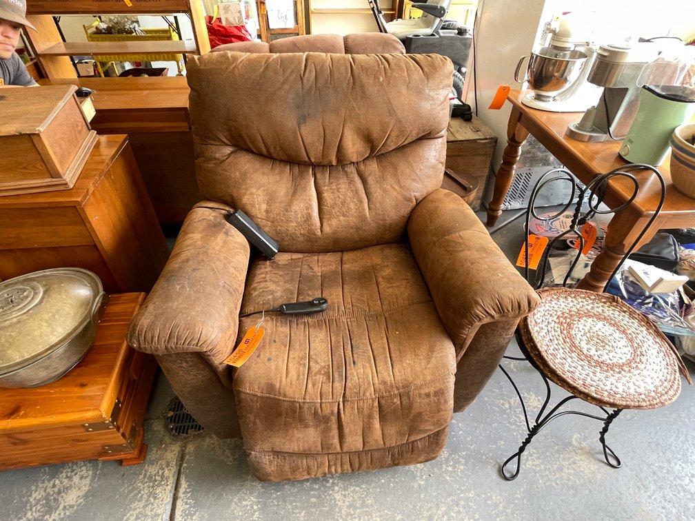 La-z-boy Power Lift Recliner