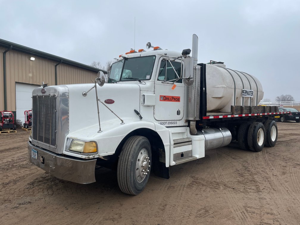 1989 Peterbilt Flatbed Truck Tractor (Has MN Title)