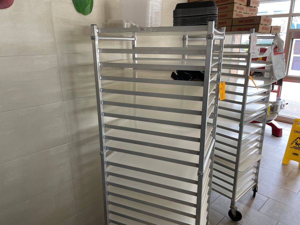 Aluminum Wheeled Baking Cart with Poly Trays