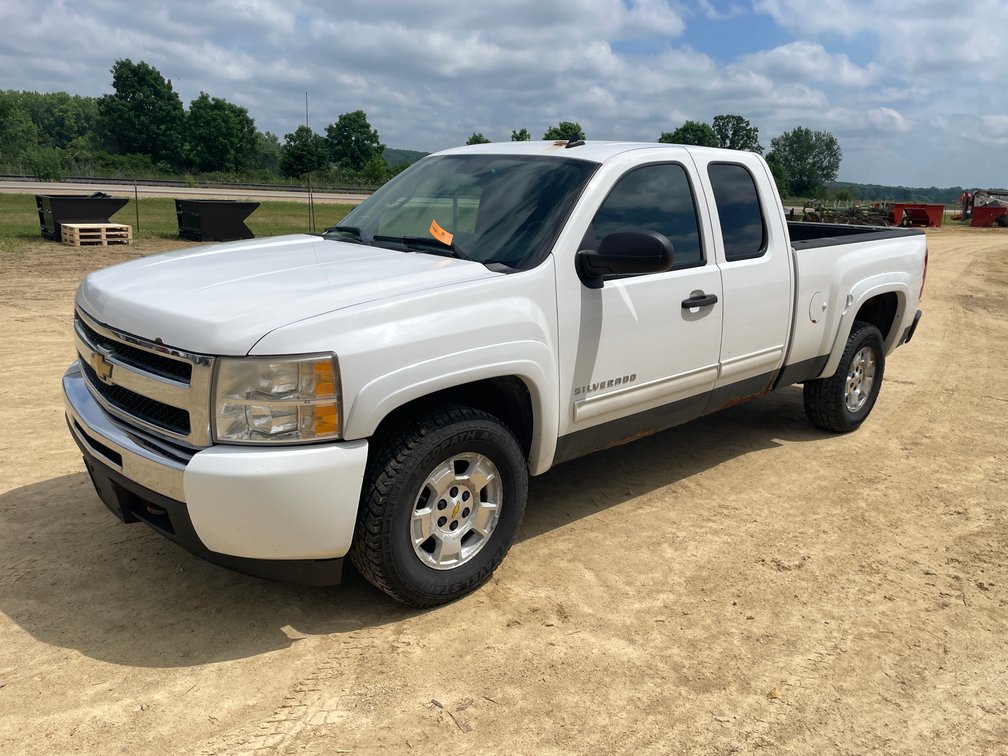 2010 Chevy Silverado 1500 LT (Has WI Title)