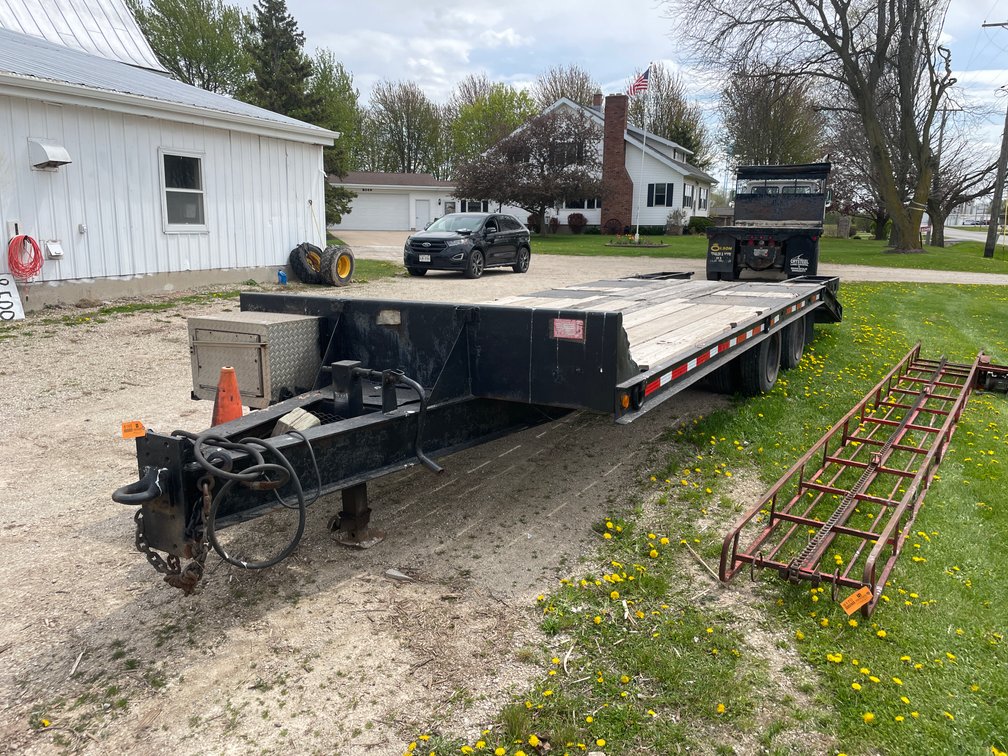 1993 Trail King Deck-Over Trailer (Has WI Title) (Kaukauna, WI)