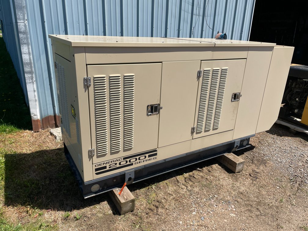 Generac 2000 Series Natural Gas Generator (Deerbrook, WI)