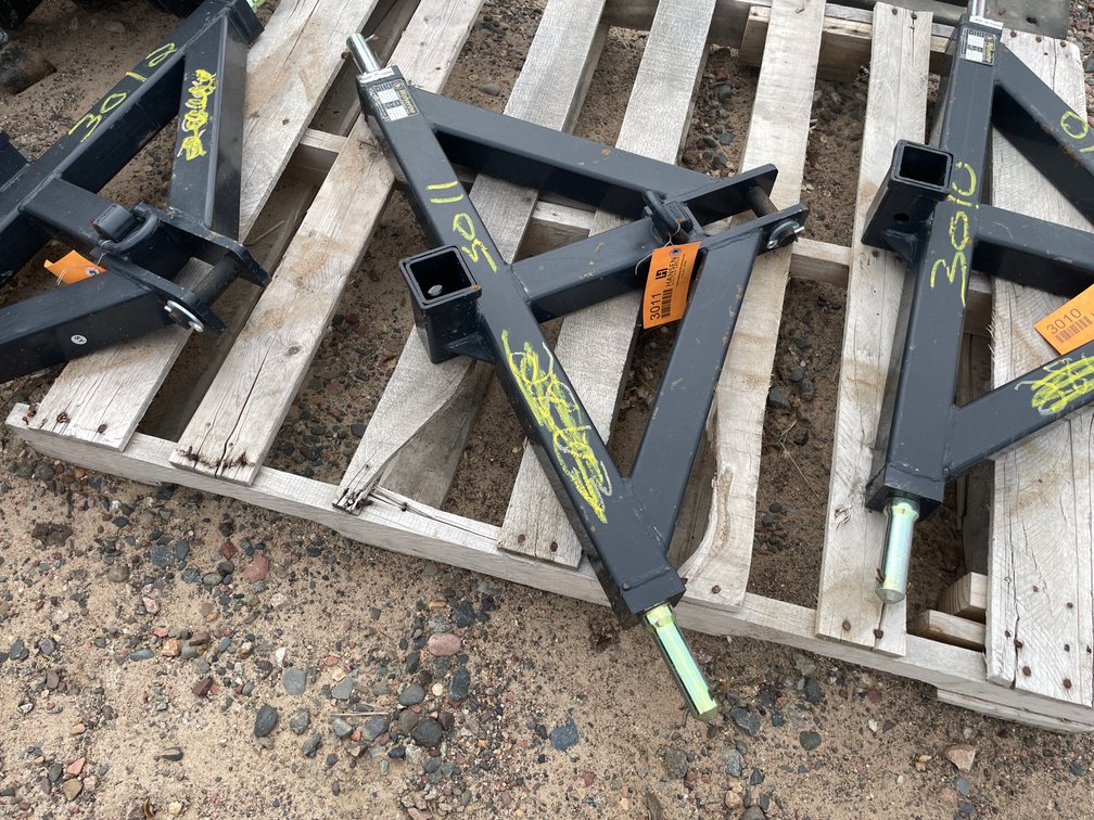 Unused 2026 Wolverine Class 2 Quick Hitch Attachment