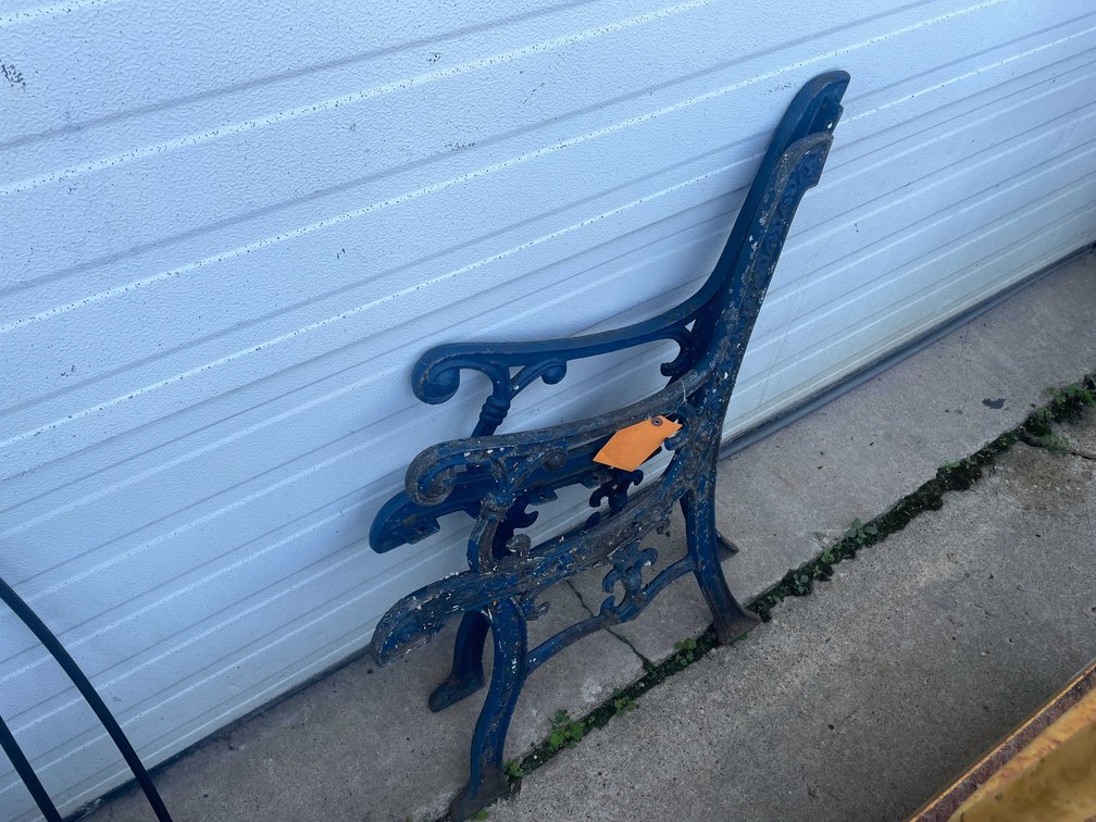 (2) Cast Iron Bench Ends (O3)