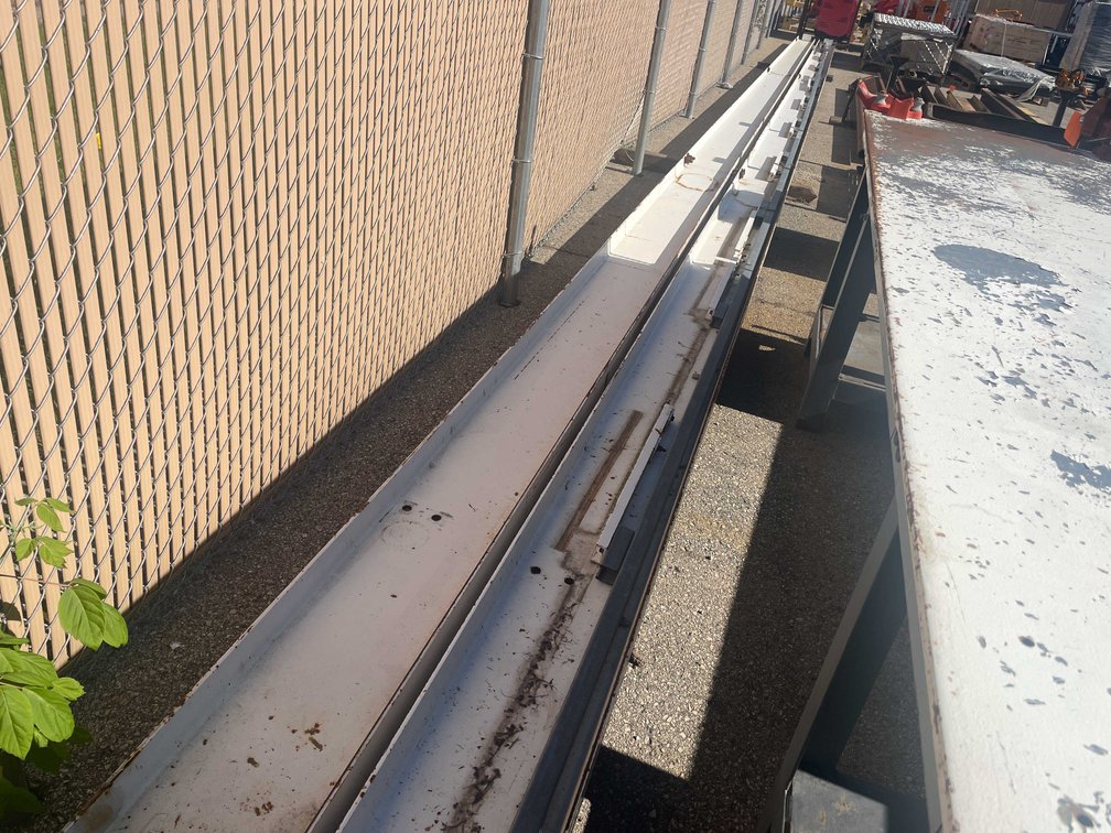Two Steel Beams (O11)