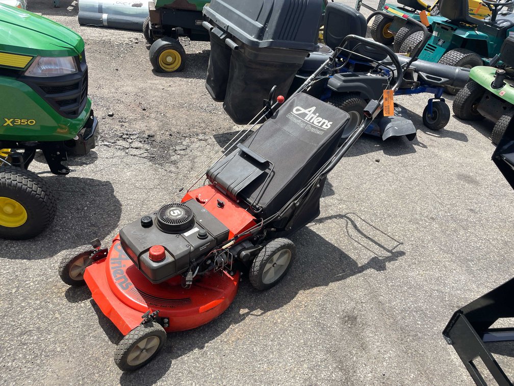Ariens Push Mower (O4)