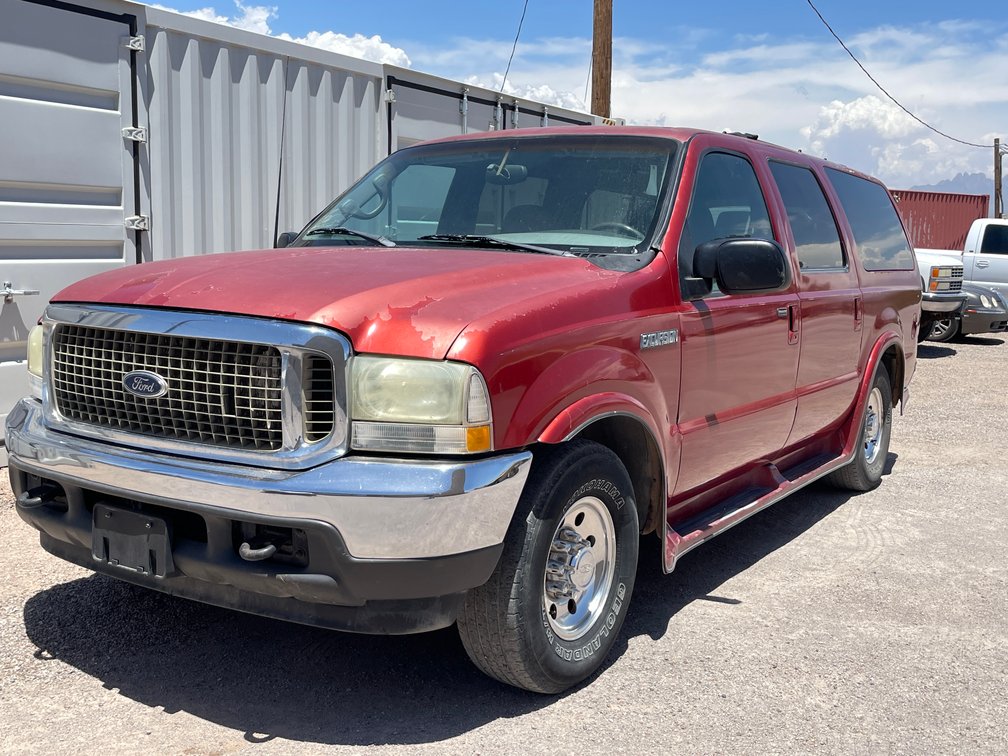 2002 Ford Excursion (Has a NM Title)