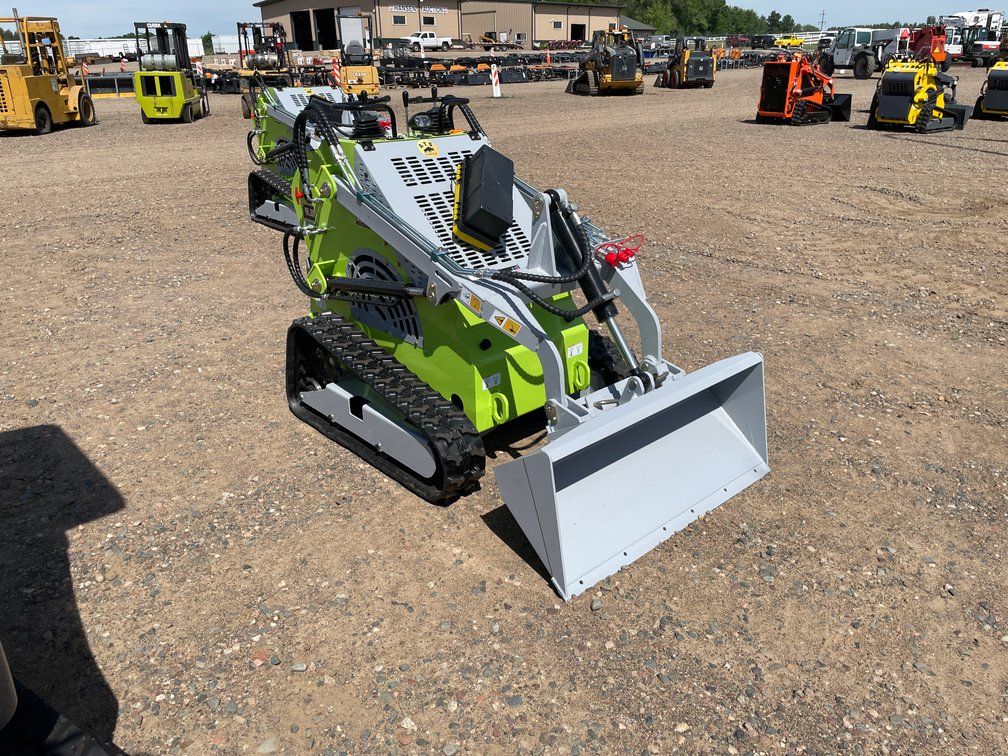 Unused 2026 Landhero Mini Skid Steer Loader