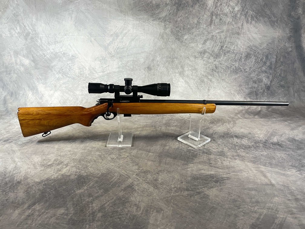 Mossberg, 22 LR Bolt Action Rifle, SN: NSN, (Neenah, WI)