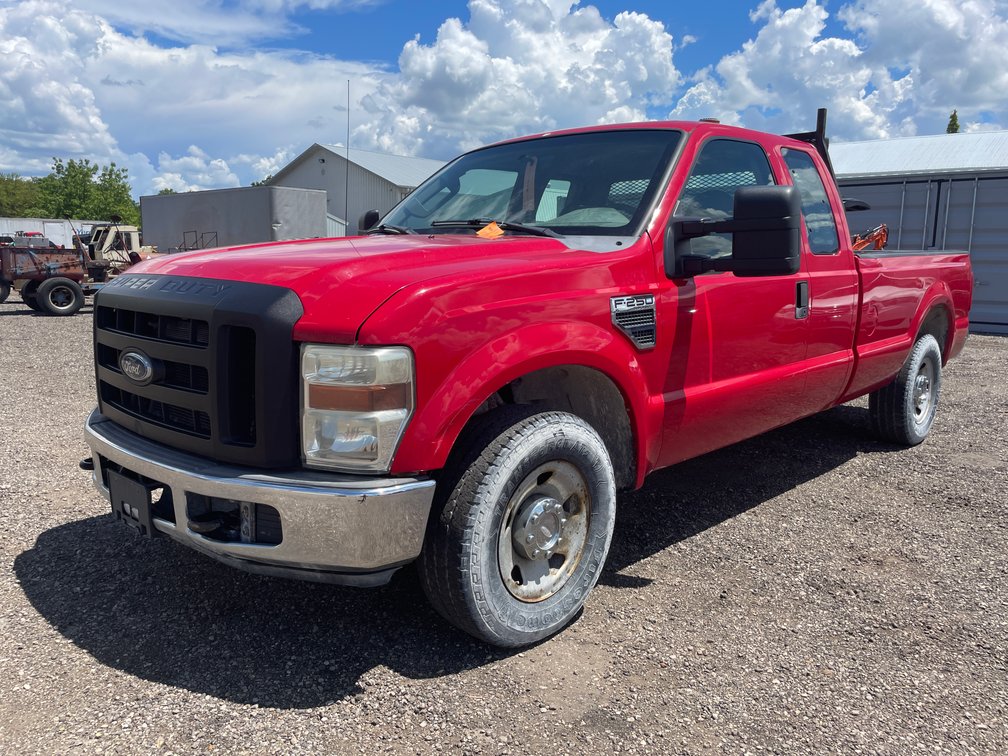 2008 Ford F250 XL Super Duty Pickup Truck (Has WI Title)