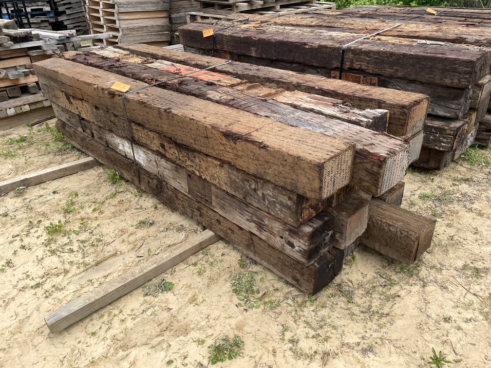 Bundle of (16) Railroad Ties