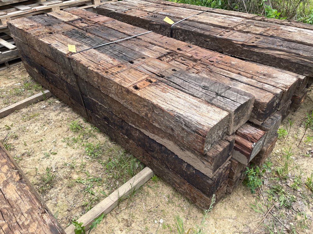 Bundle of (16) Railroad Ties