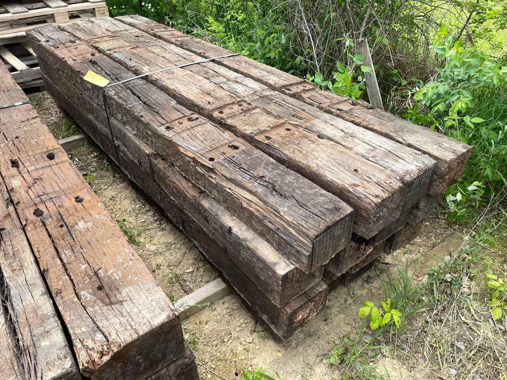 Bundle of (16) Railroad Ties