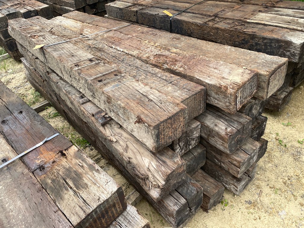 Bundle of (16) Railroad Ties