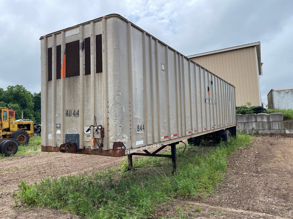 1977 Fruehauf 45' Semi Van Trailer (No Title)