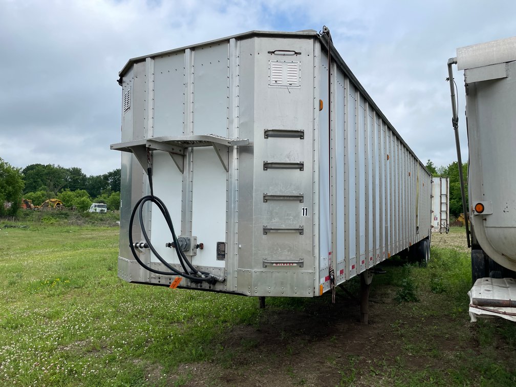 2005 Wilkens Live Floor Semi Trailer (Has WI Title)