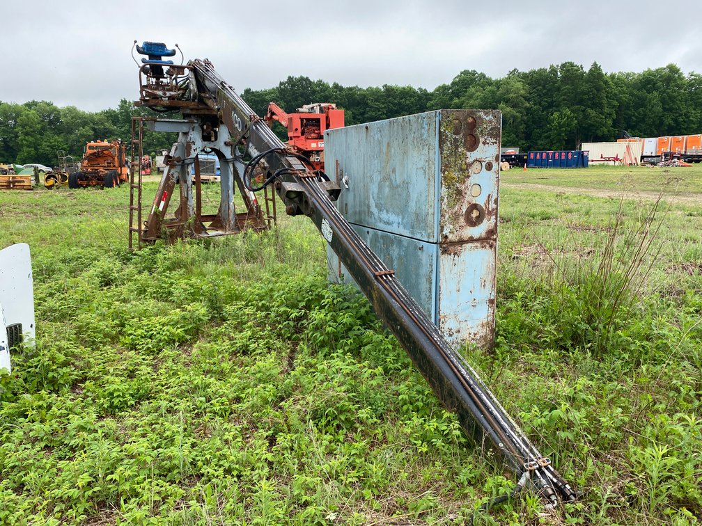 Lemco Picker Arm for Scrap Metal or Parts Includes A Toshiba Control Panel