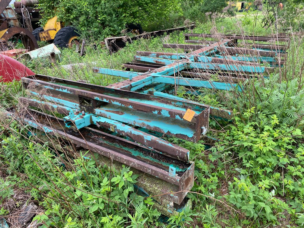 Wood Semi Trailer Pieces for Scrap