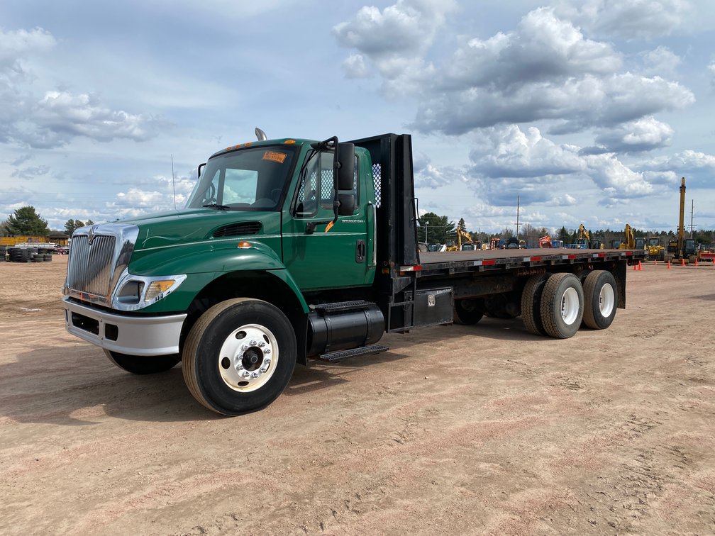 2003 International 7400 Tilt Deck Flat Bed Truck (Has IN Title) (Mosinee, WI)