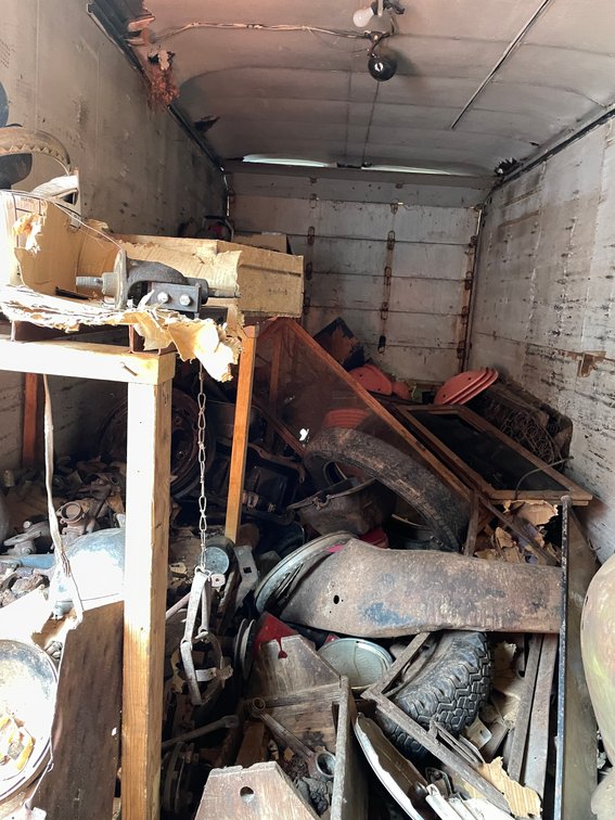 Approx. 32' Single Axle Semi Trailer and Contents (No Title, For Parts)
