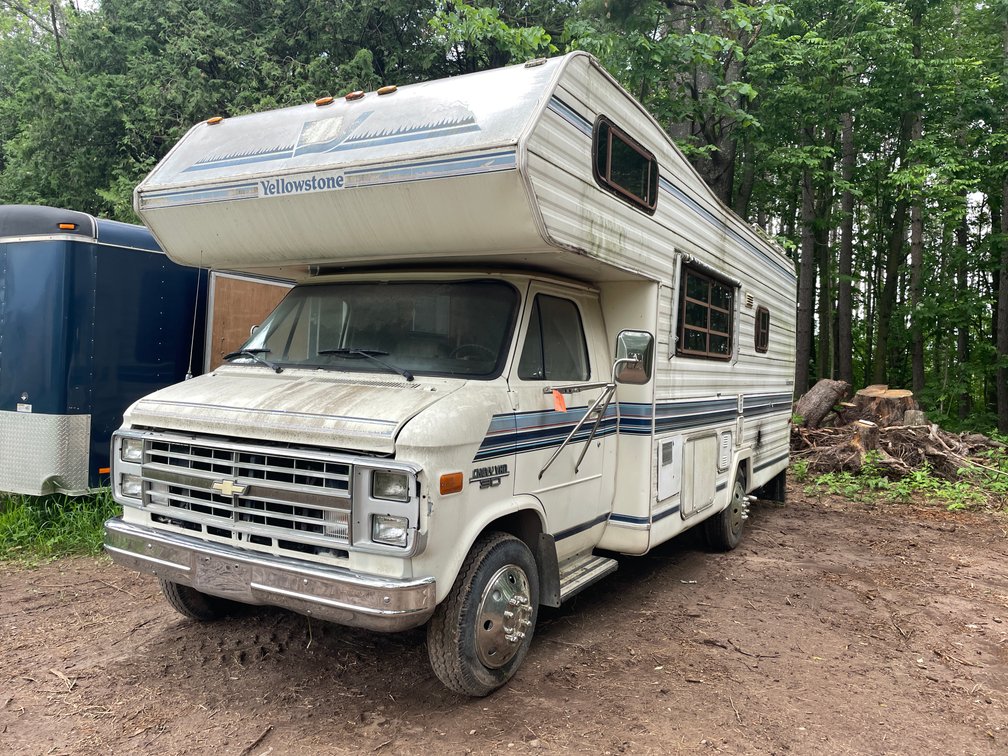 1987 Yellowstone Chevrolet 30 Van (No Title, For Parts)