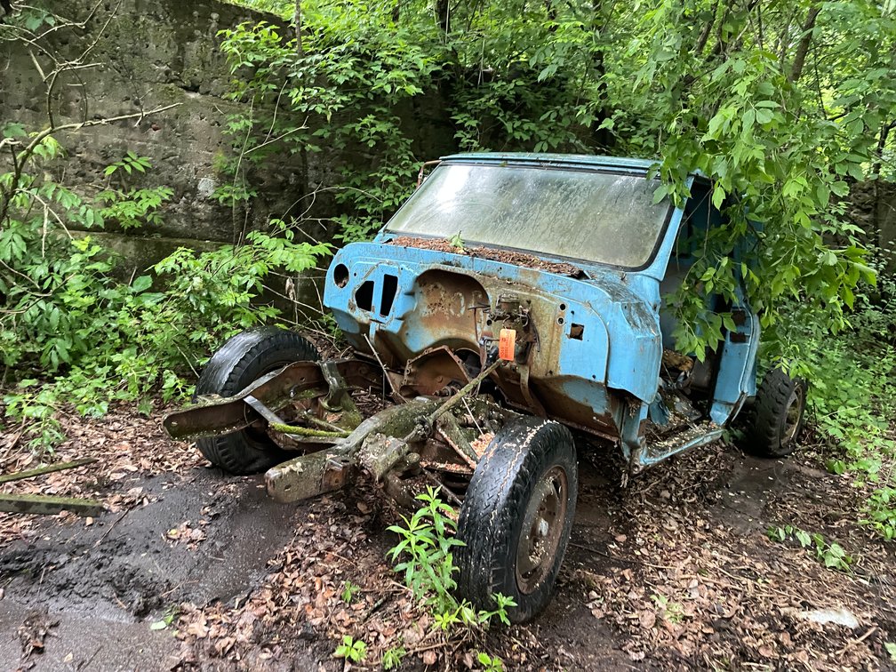 1970's Era Chevrolet Cab and Chassis (No Title, For Parts)