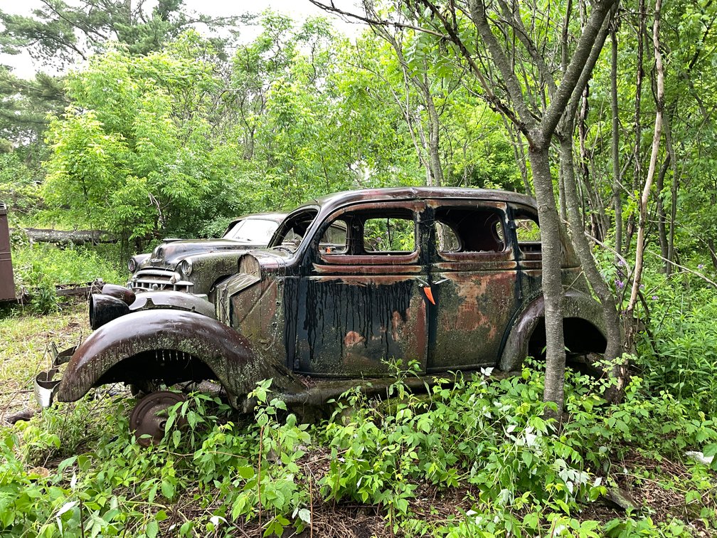 1930's Era 4-Door Ford (No Title, For Parts)