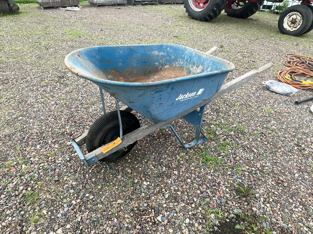 Jackson Wheelbarrow