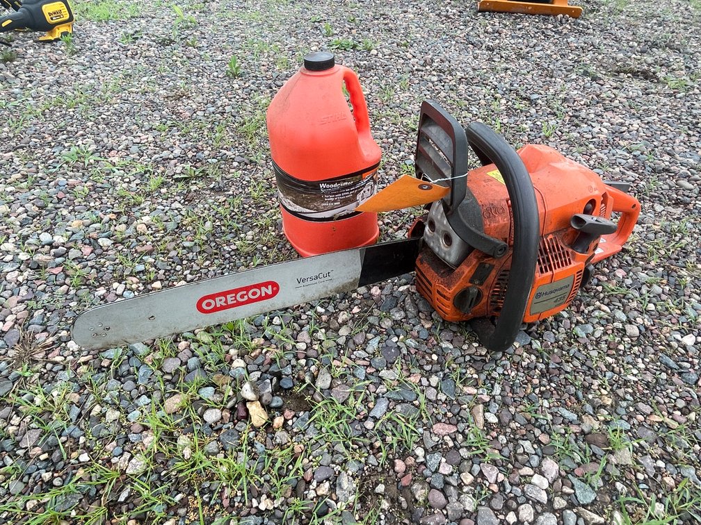 Husqvarna 435 Chainsaw