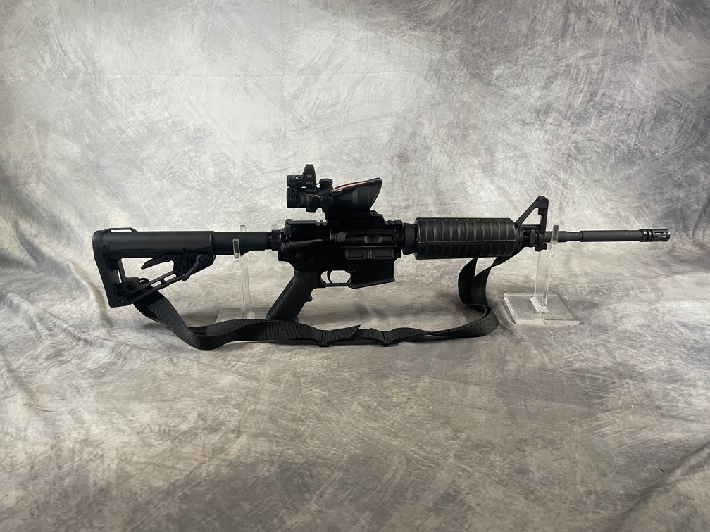 Colt M4 Carbine, 5.56 MM Semi-Auto Rifle, SN: LE113534, (Neenah, WI)