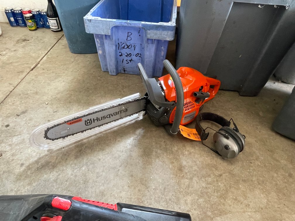 Husqvarna 435 Chainsaw