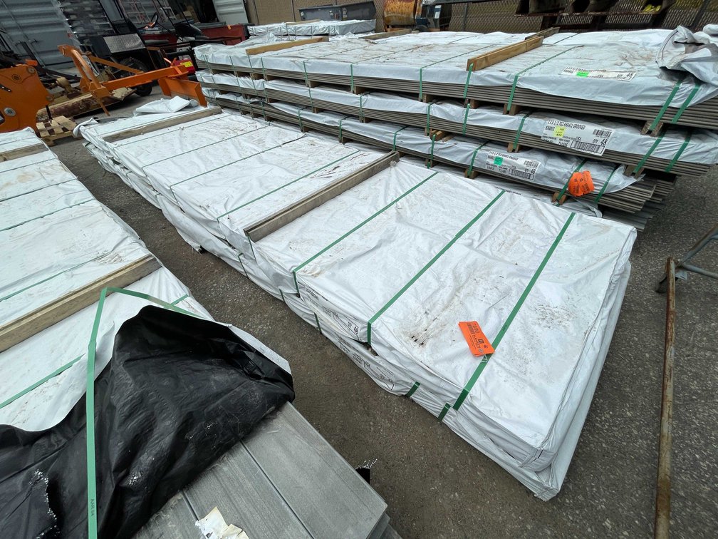 16' Bundle- Vista Brown Solid Composite Deck Boards (O8)