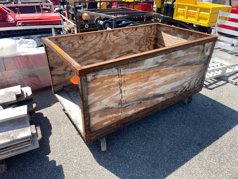 Heavy Steel Cart (O10)