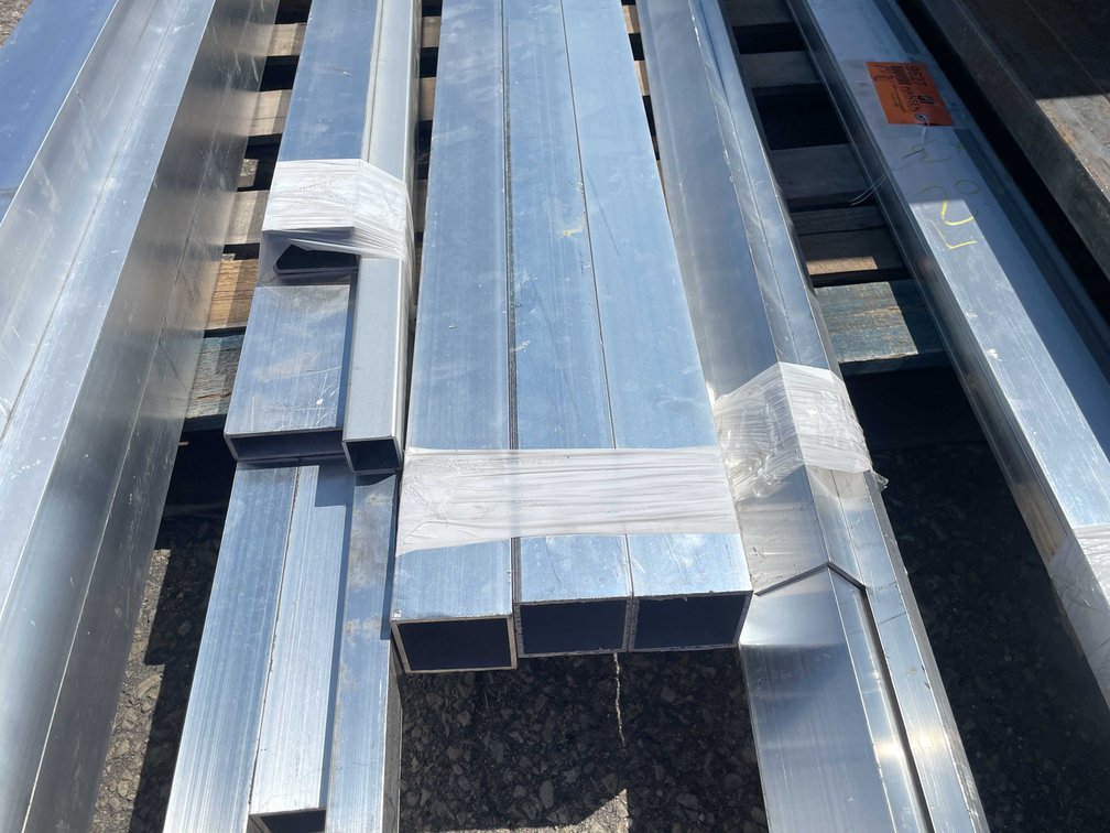 (3) Extruded  Aluminum Tube (O12)
