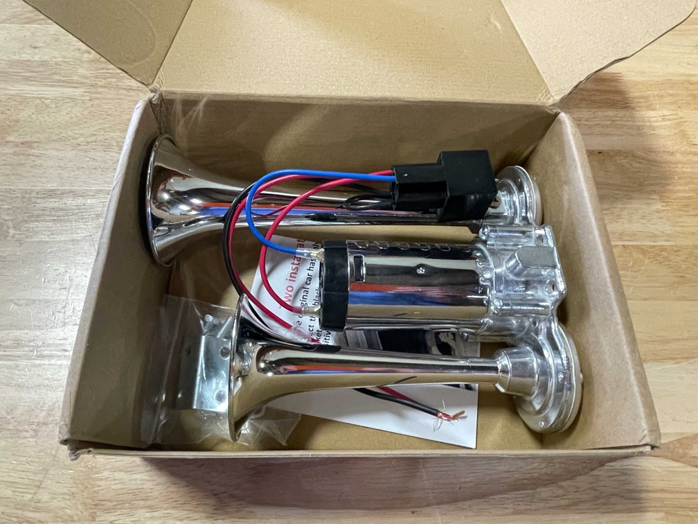 12vdc Chrome Air Horn (PR12)