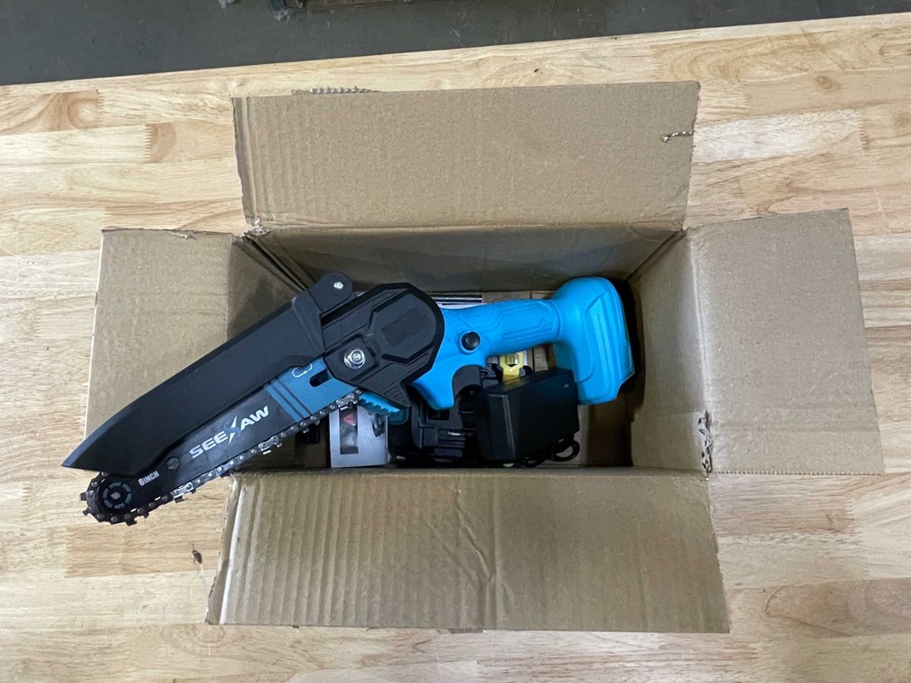 21 volt 6" Mini Cordless Chainsaw (PR13)