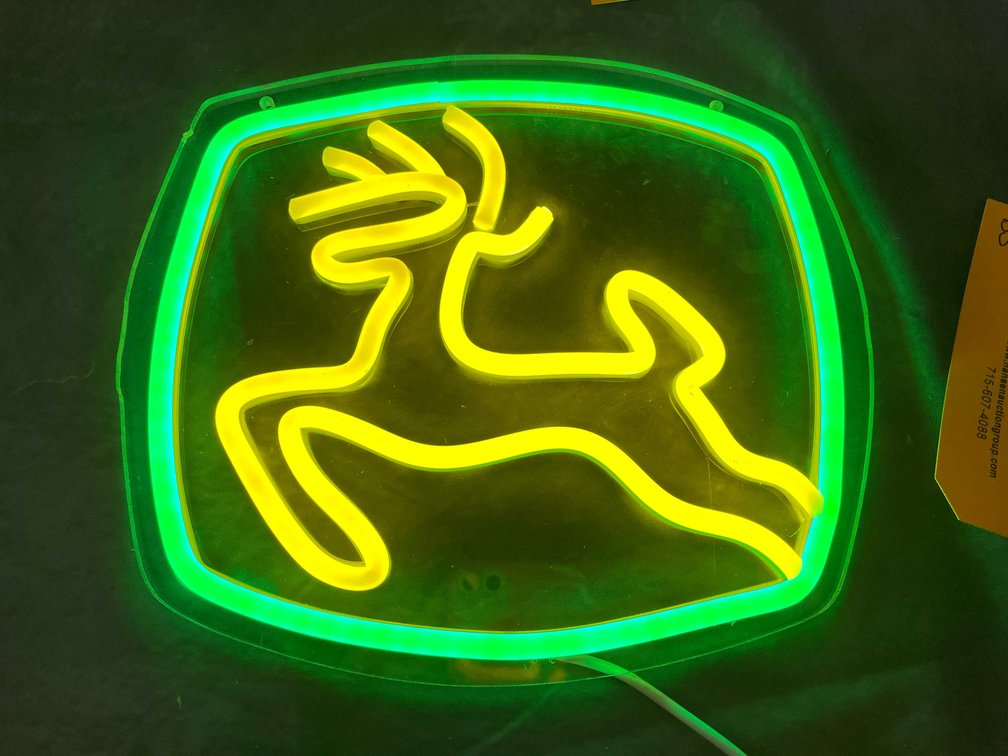 John Deere LED Neon Sign (T6)