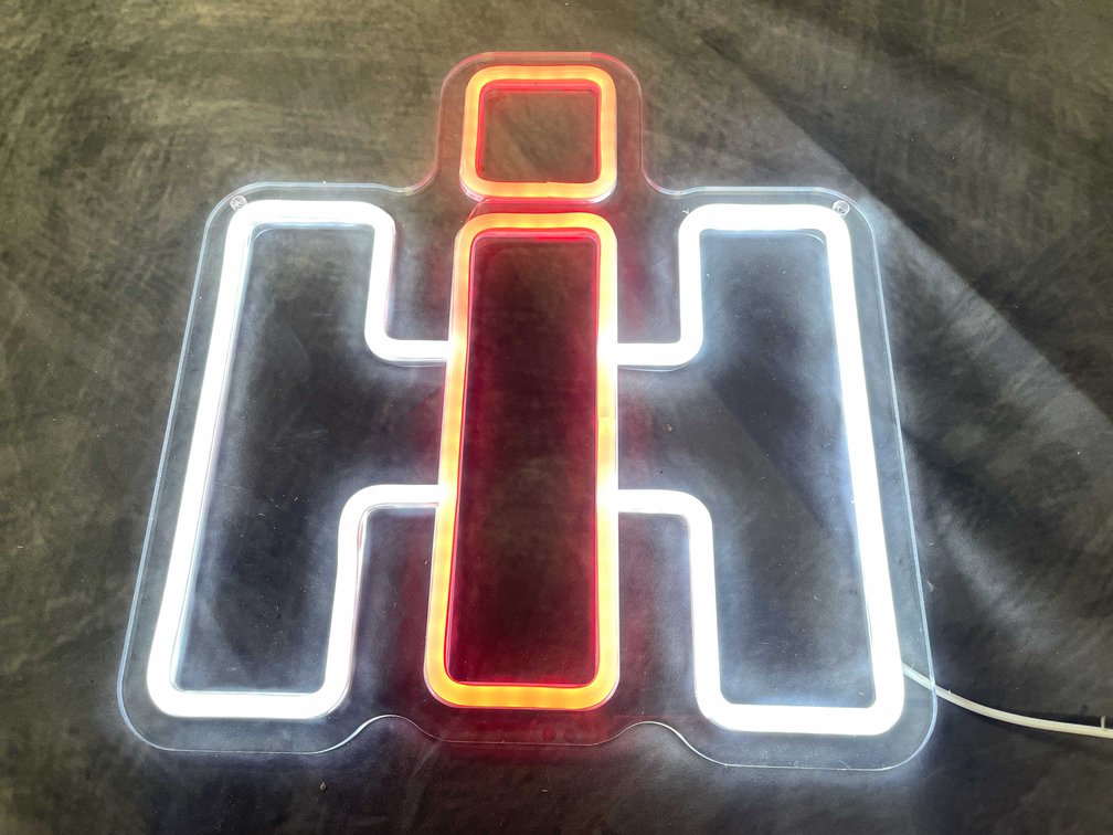 International Harvestor LED Neon Sign (T6)