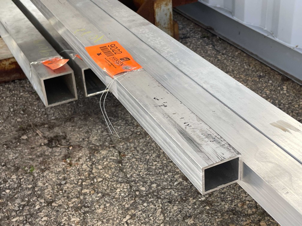 (1) Extruded Aluminum Rectangle Tube Stock (CONTGREYRACK)
