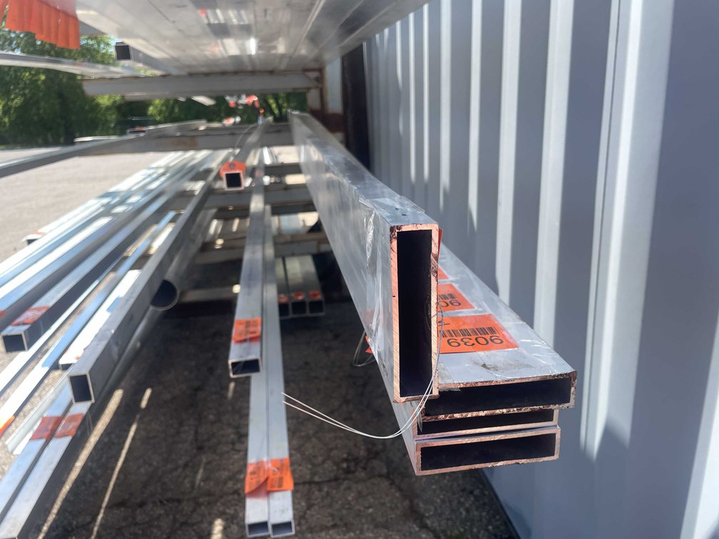(1) Extruded Aluminum Rectangle Tube Stock (CONTGREYRACK)