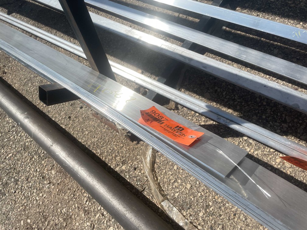 (1) 6061 Aluminum Extruded Flat Bar Stock (CONTBLKRACK)